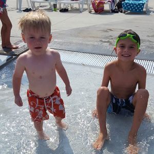 Meet your Posher, Adam